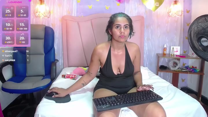 Webcam Model Lahiacurvy Videos