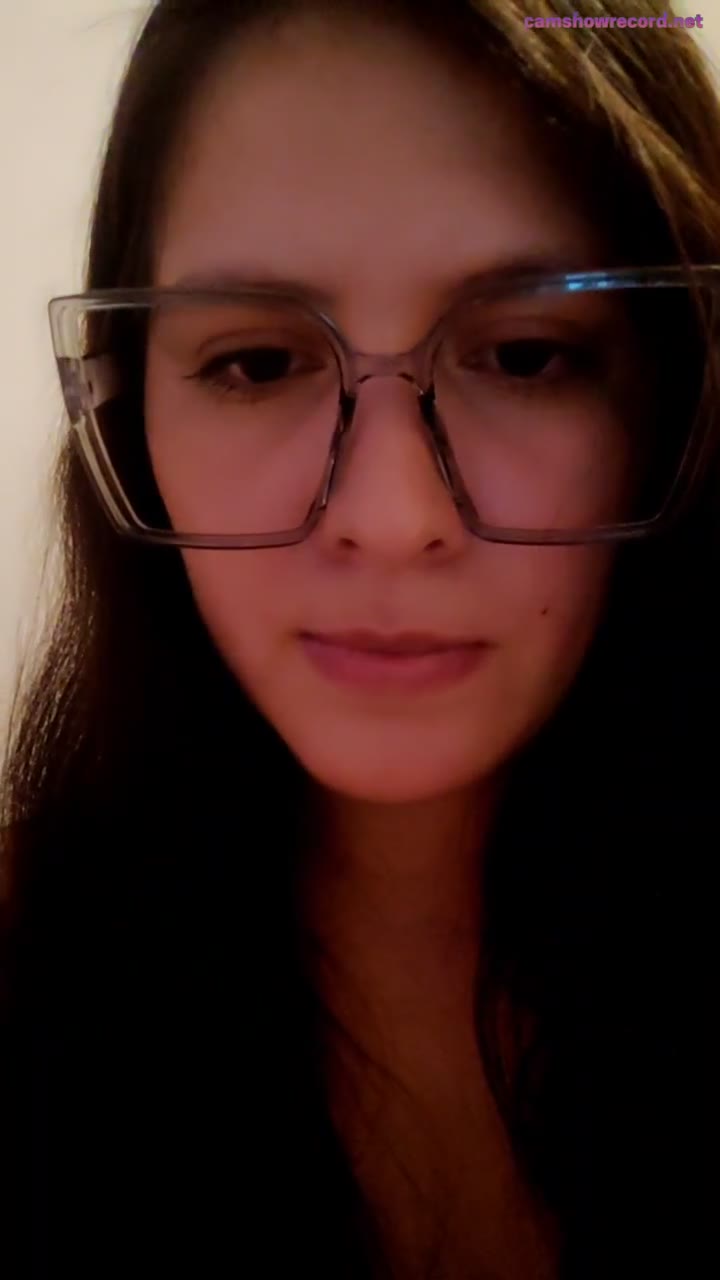 Webcam Model Nuvvia Videos