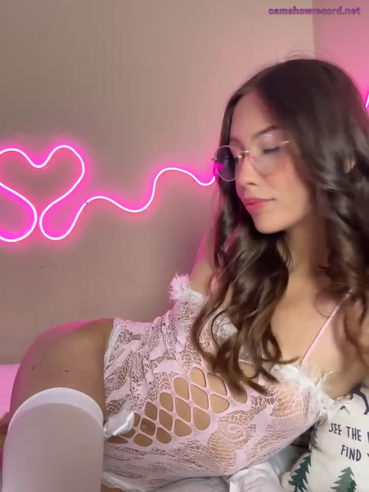 Webcam Model fanyabbey Videos