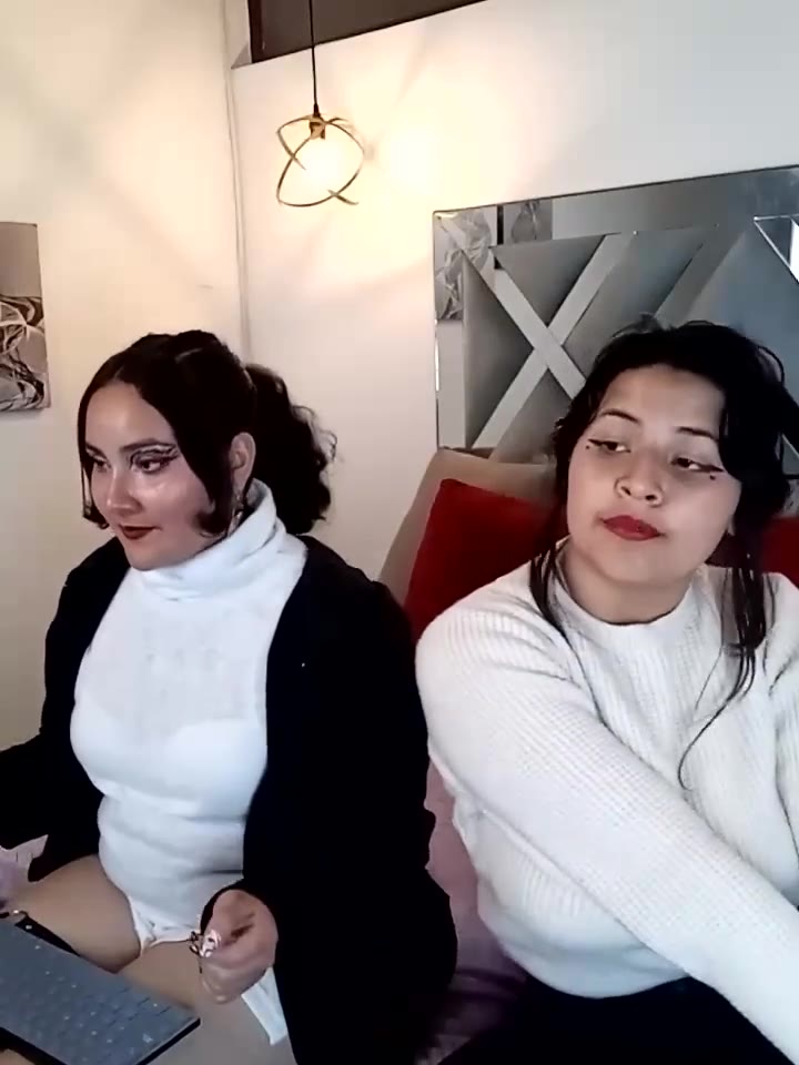 Webcam Model Liily_Foxxy Videos