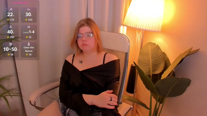 Webcam Model Amina_Bloom Videos