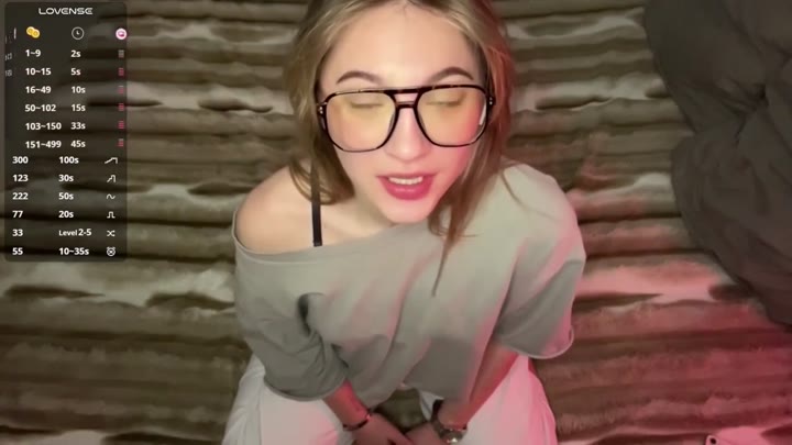 Webcam Model 1Kellynaive Videos