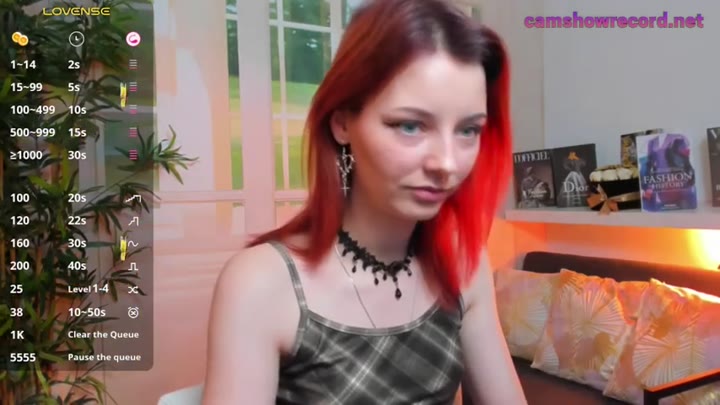 pretty_little_thing 1