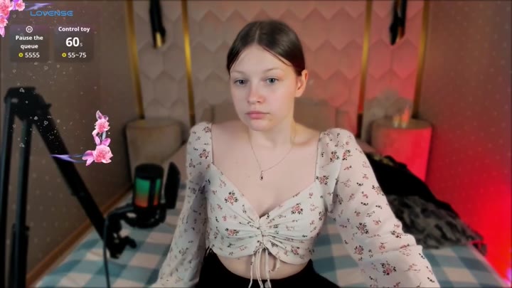 Webcam Model LauraBev Videos