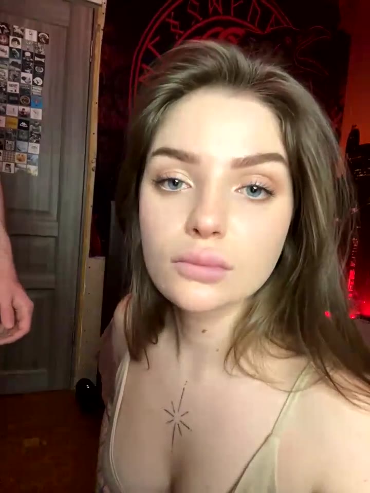 Webcam Model WhiteCore Videos