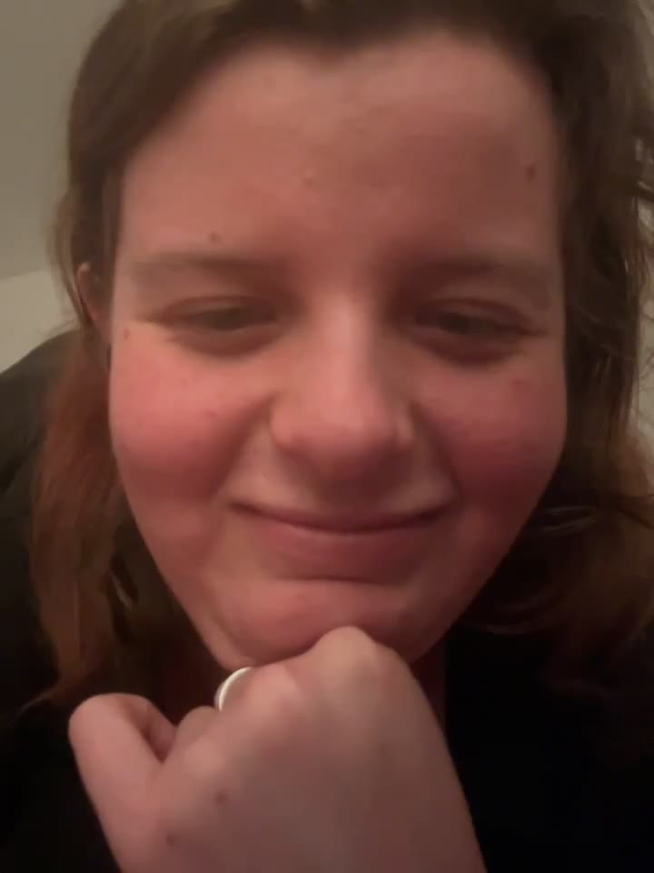 Webcam Model Laura-Loveyou Videos