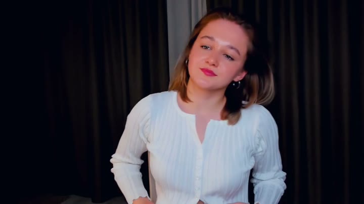 Webcam Model VickyOba Videos