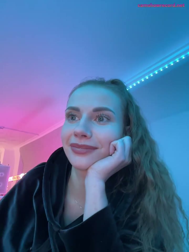-VikkiL0vesCheese-